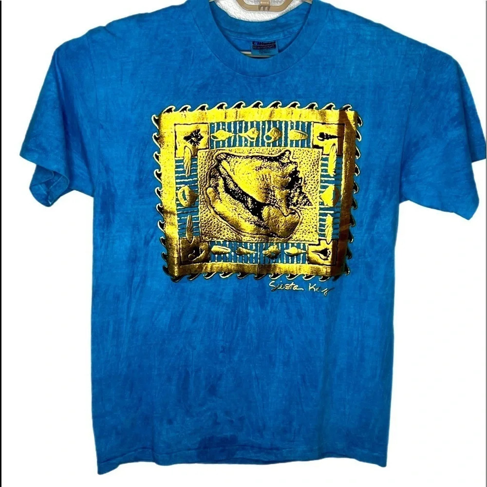 Hanes heavyweight tee shirt.  Large 42-44.  Siesta Key Florida. Gold blue-green.
